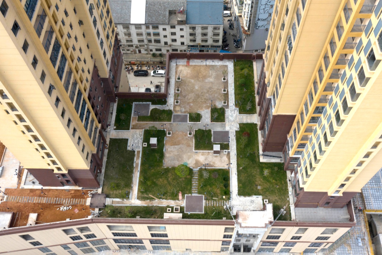 华进￭华弘广场